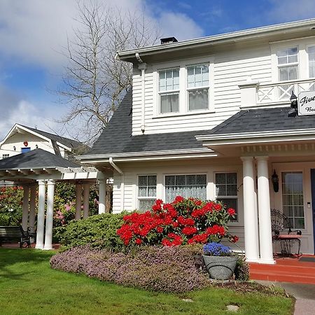 Five Seasuns Bed And Breakfast Порт-Анджелес Экстерьер фото