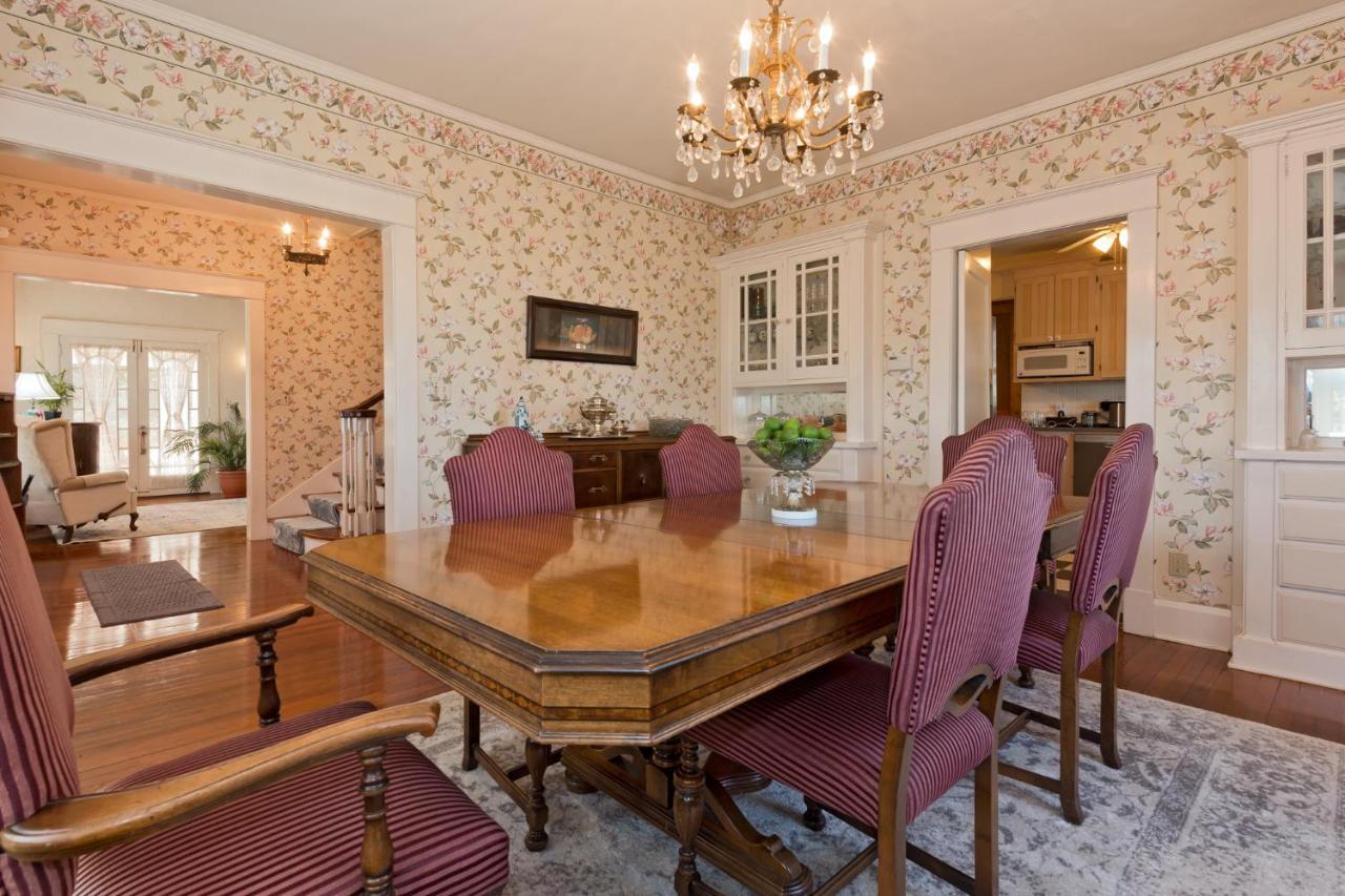 Five Seasuns Bed And Breakfast Порт-Анджелес Экстерьер фото