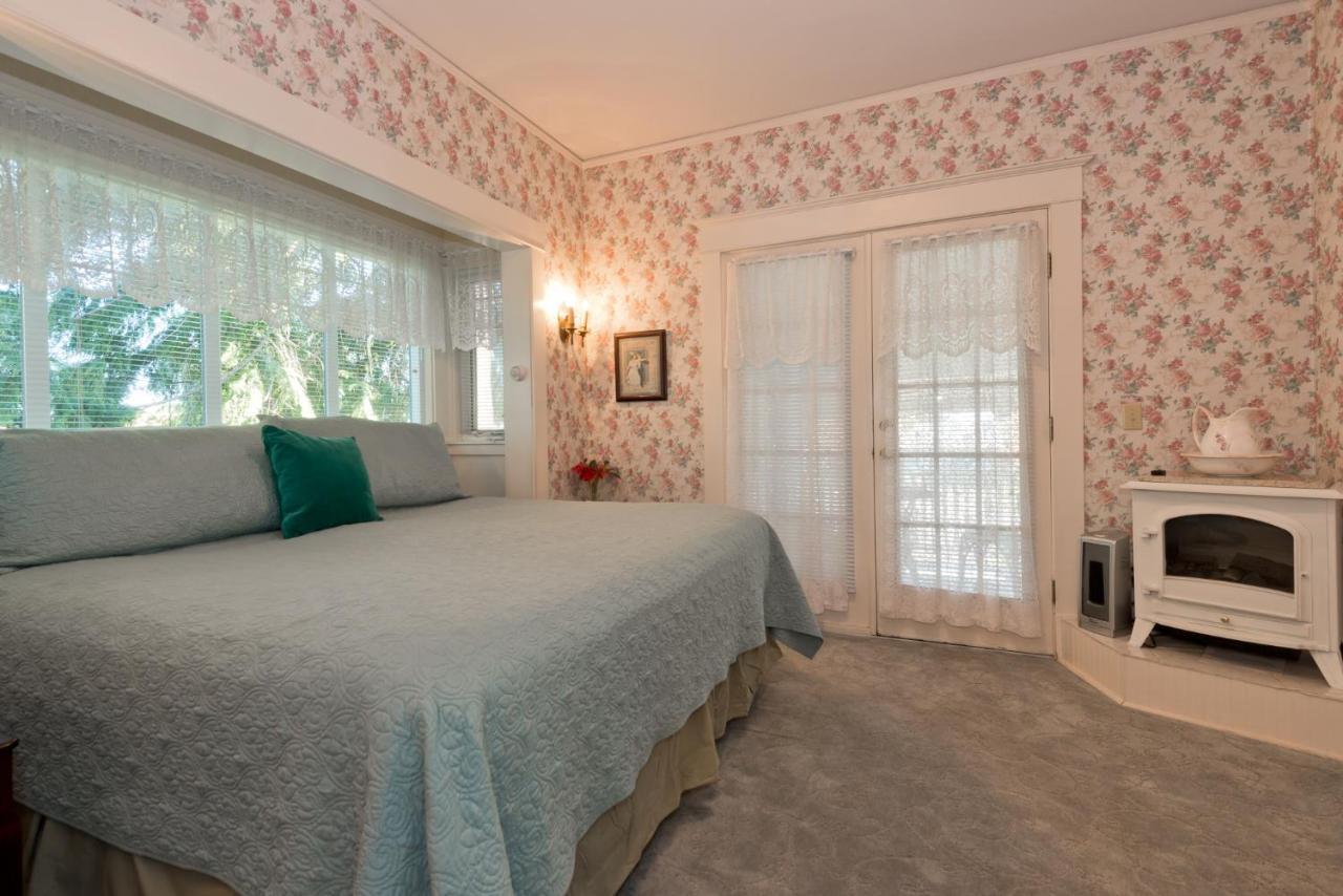 Five Seasuns Bed And Breakfast Порт-Анджелес Экстерьер фото