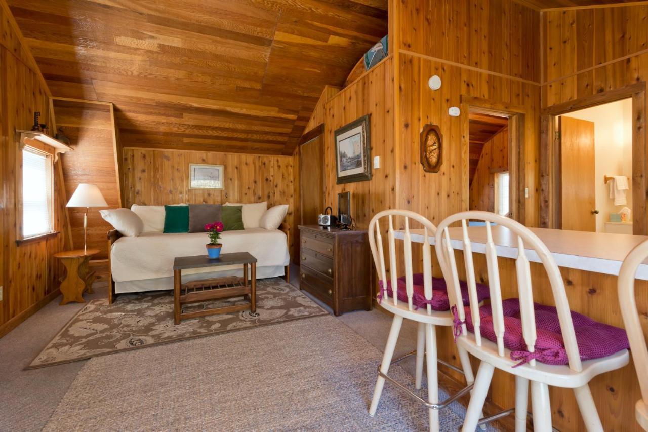 Five Seasuns Bed And Breakfast Порт-Анджелес Экстерьер фото